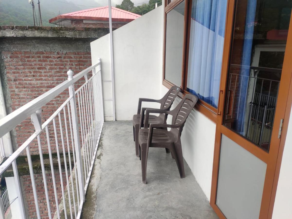 Hotel Amandeep Dharamshala Dış mekan fotoğraf