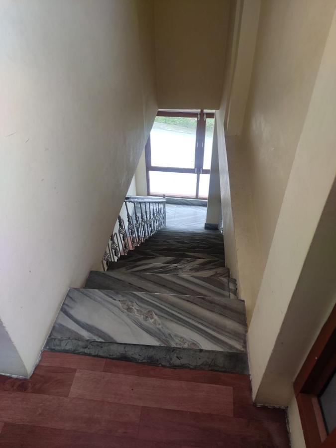 Hotel Amandeep Dharamshala Dış mekan fotoğraf